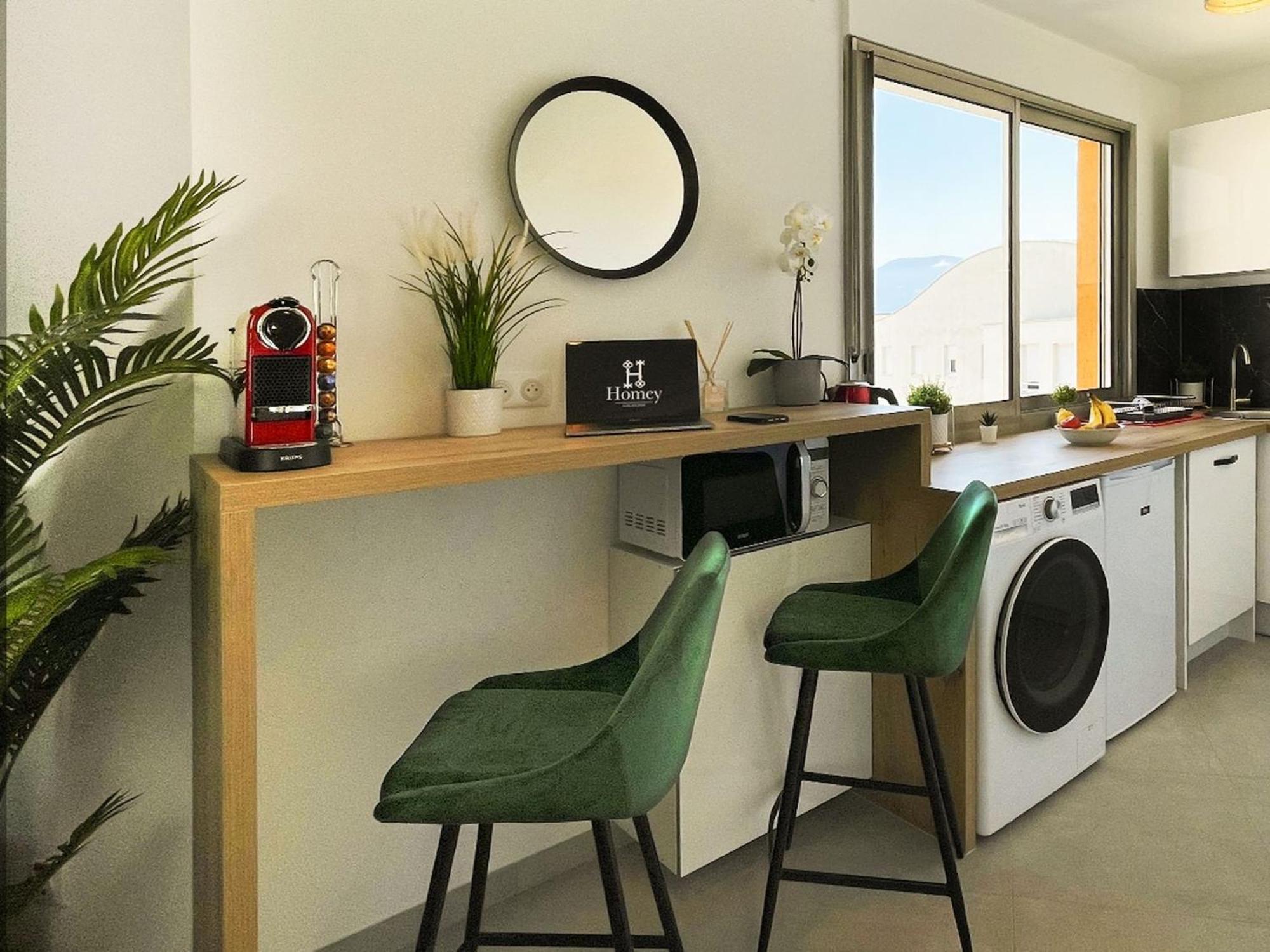 Homey Superchill - Appartement Moderne Et Tout Equipe - Netflix Et Wifi Inclus - Situe En Hyper-Centre - Proche Geneve Аннемас Экстерьер фото
